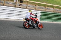 ACU_PM Group Orange Bikes